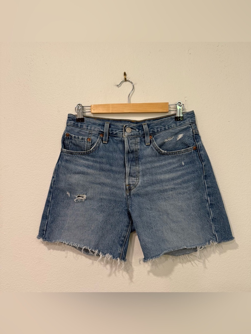 Levi’s 501 Blue Jean Shorts 27